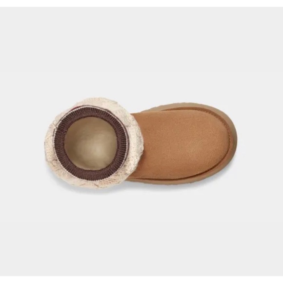 UGG Classic Sweater Letter Boot Chestnut - Picture 3 of 5